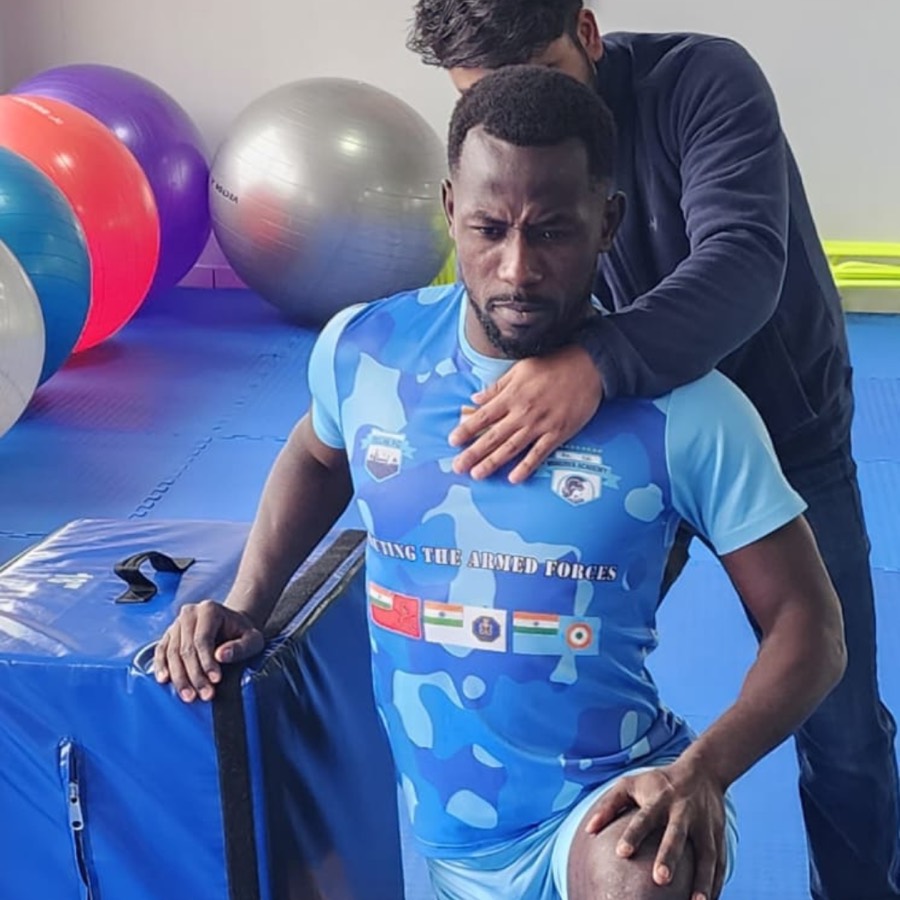 Sports physiotherapy and athlete rehab